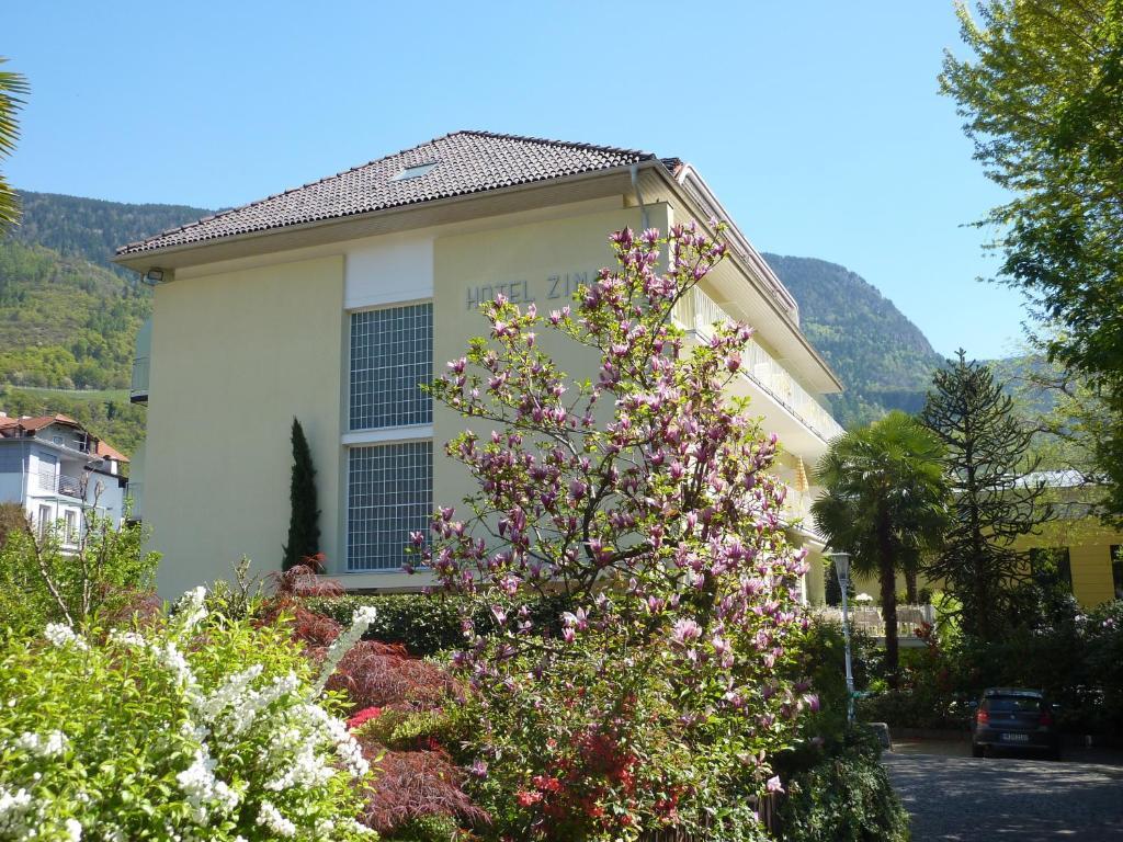 Hotel Zima Merano Exteriör bild